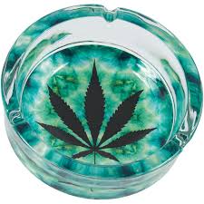ALEAF GLASS ASHTRAY